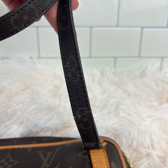 Louis Vuitton Monogram Pochette Marly Bandouliere - Picture 3 of 10